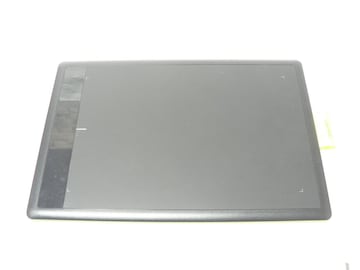 Wacom CTL-671 y^ubg {̂̂