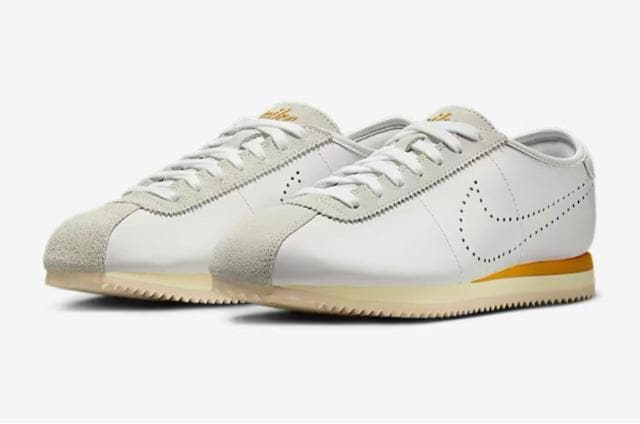 NIKE Rebc U[   uh 