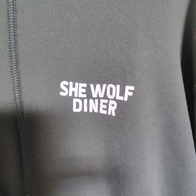 t[NXXgA@p[J[@SHE WOLF DINER TCYS  jt@bV 