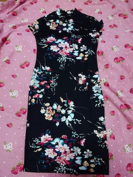 SHEIN`Cis[X@@i