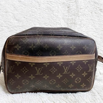 i VUITTON CBg |[^[PM V_[obO mO