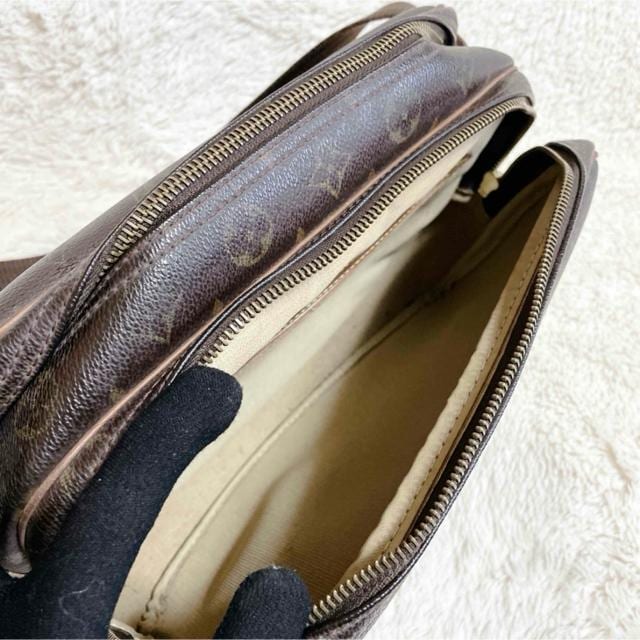 i VUITTON CBg |[^[PM V_[obO mO  uh 