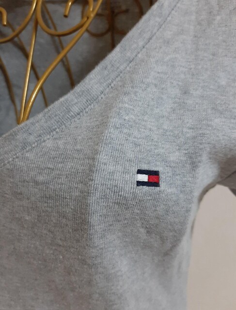 TOMMY HILFIGER O[ TVc@MTCY  uh 