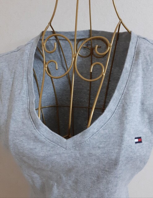 TOMMY HILFIGER O[ TVc@MTCY  uh 