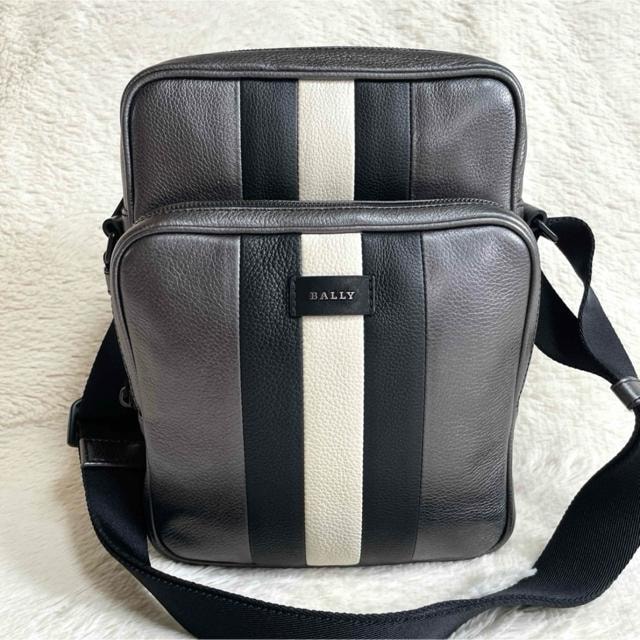 ɔi sf BALLY BLOMM {bNX PVC V_[obO  uh 