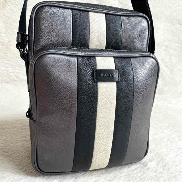ɔi sf BALLY BLOMM {bNX PVC V_[obO  uh 