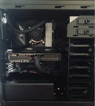 ynCXybNPCz14900KF 4070Ti SSD2TB 64GB 1000W 
