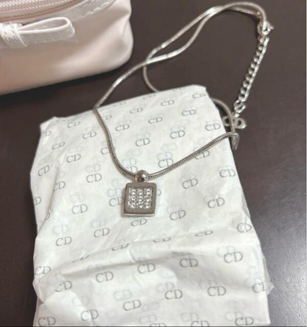 Dior NX`fBI[@gb^[@CXg[@ʃlbNX  uh 