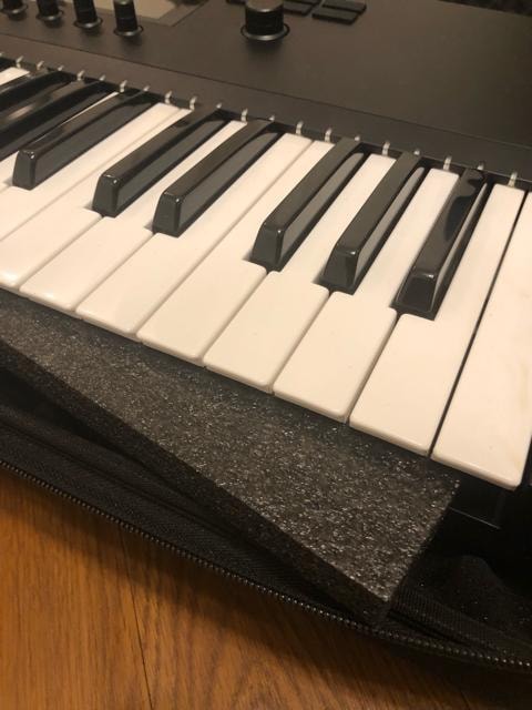 Native Instruments S-V[YL[{[h KOMPLETE KONTROL S49 MK2 Black  Ɠd/AV 