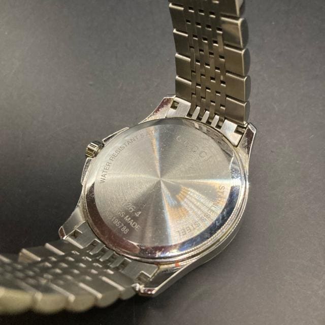  GUCCI Ob` G^CX rv 126.4  uh 