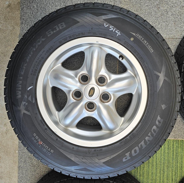 LANDROVERh[o[16C`7j+57 5H-120.65 70mmnu _bv WINTER MAXX S  /oCN