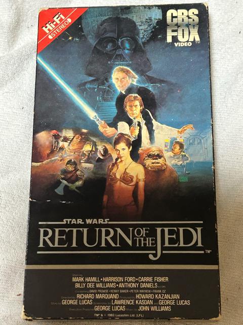 スター・ウォーズ・ヴォールト :（非売品のメイキングビデオテープをお付けします） スター・ウォーズ・ヴォールト :（非売品のメイキングビデオ