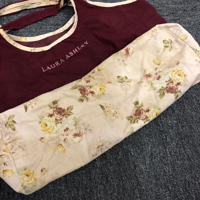  LAURA ASHLEY [AVC GRobO  uh 