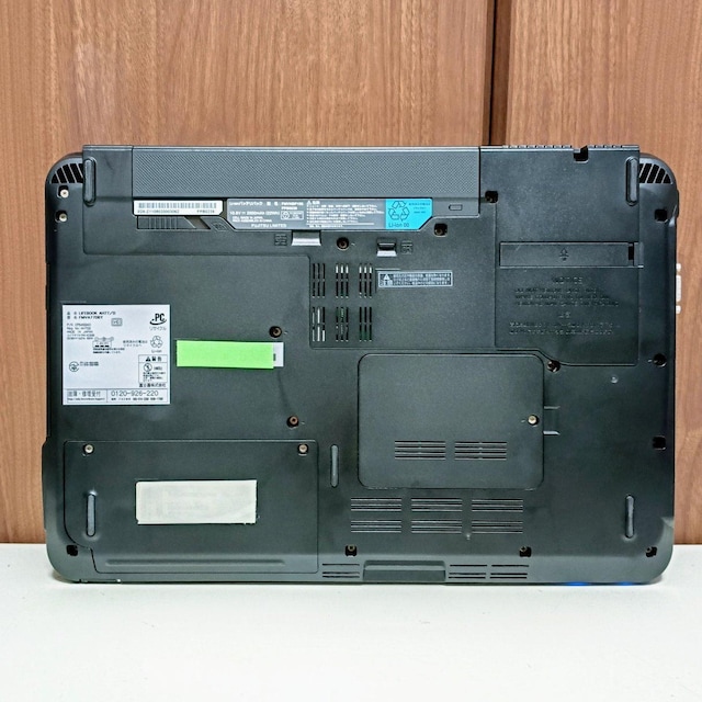 FUJITSU LIFEBOOK Corei7 16GB SSD512GB WebJ Blu-ray Windows11  PC{/Ӌ@ 