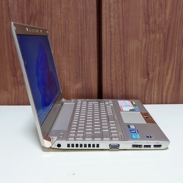 TOSHIBA dynabook Corei7 8GB SSD128GB WebJ Office Excel Word  PC{/Ӌ@ 