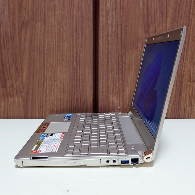 TOSHIBA dynabook Corei7 8GB SSD128GB WebJ Office Excel Word  PC{/Ӌ@ 