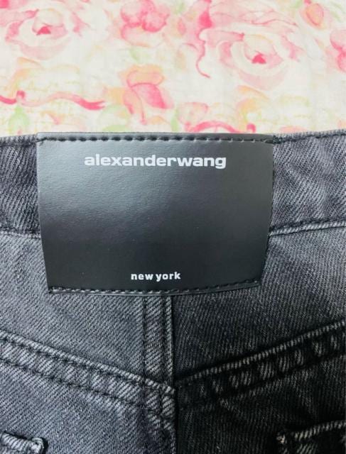 i alexanderwang fj V[gpc ALT_[  uh 