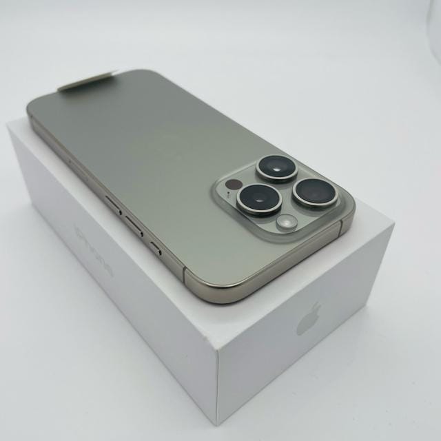 gp iPhone 15 Pro 256 GB SIMt[ {  Ɠd/AV 