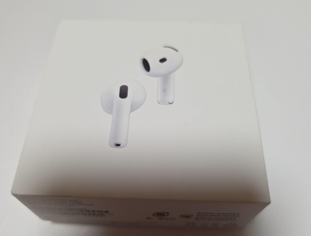 AirPods4 Apple   Ɠd/AV 