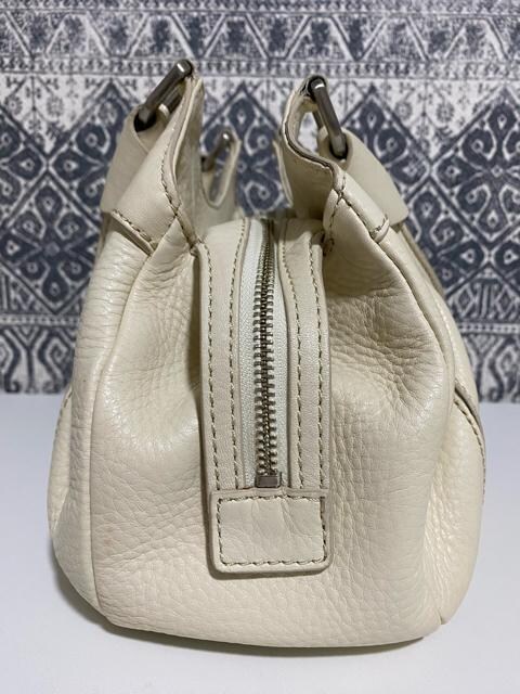 yǕizCOLE HAAN R[n[ U[ g[gobO AC{[   uh 