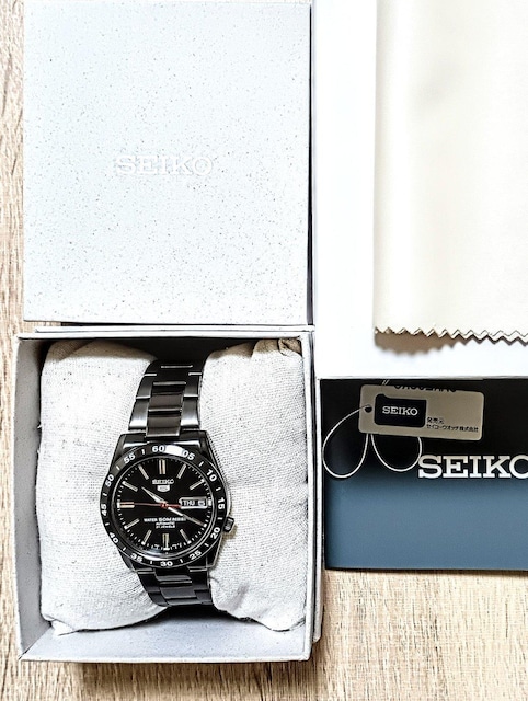 Vigp SEIKO 5 automatic @Bňl̔  uh 