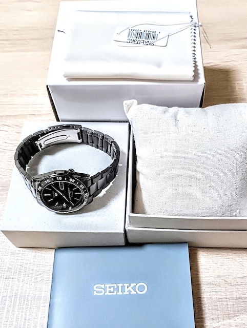 Vigp SEIKO 5 automatic @Bňl̔  uh 