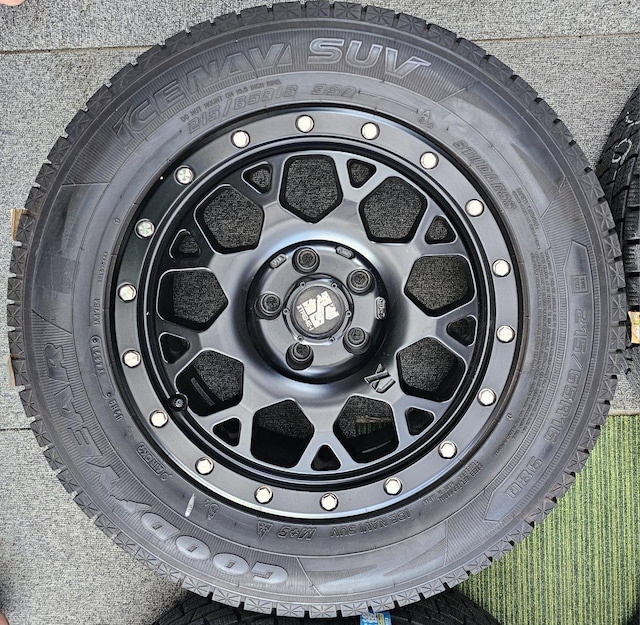 XTREME-J XJ GNXg[WFC 16C` 6.5J +35 PCD112~p4{ZbgGOODYEAR ICE  /oCN