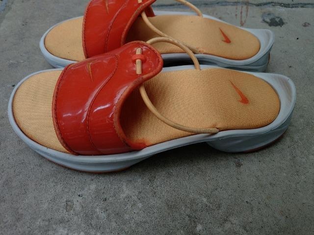 NIKE T_ QQcm Ôߊiɂ  uh 