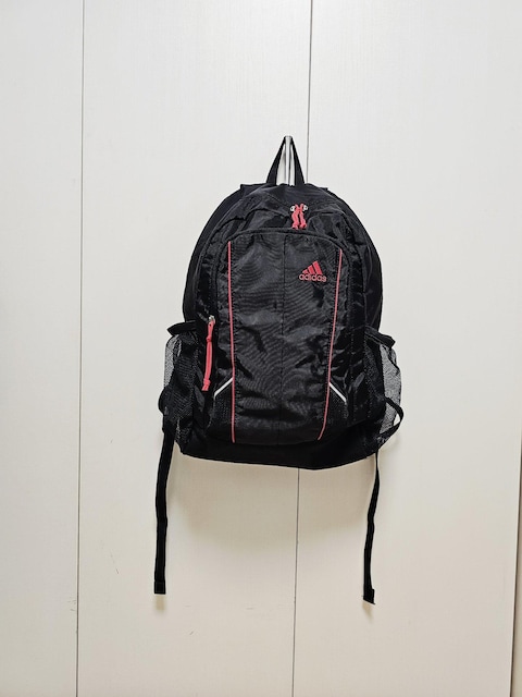adidas bN ~   uh 