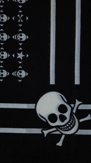Vio_ihNBlack/WhiteXJ   jt@bV 