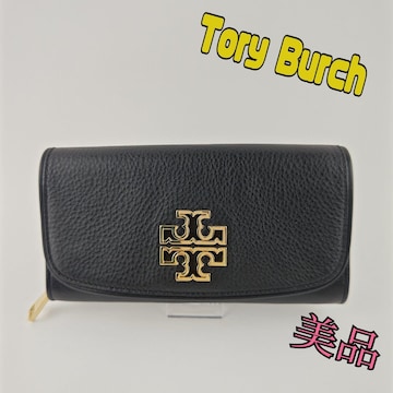 Tory Burch z