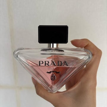 PRADA  Paradoxe Eau de Parfum