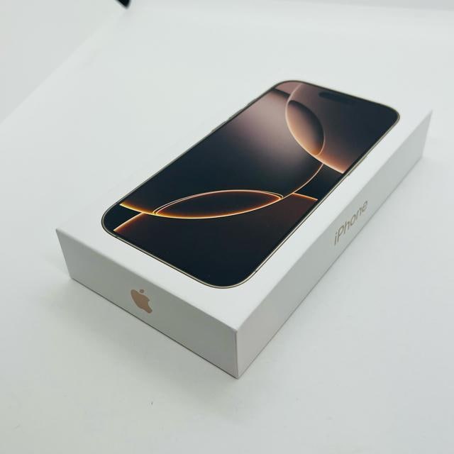 J@iPhone 16 Pro 256 GB SIMt[@fU[g@{  Ɠd/AV 