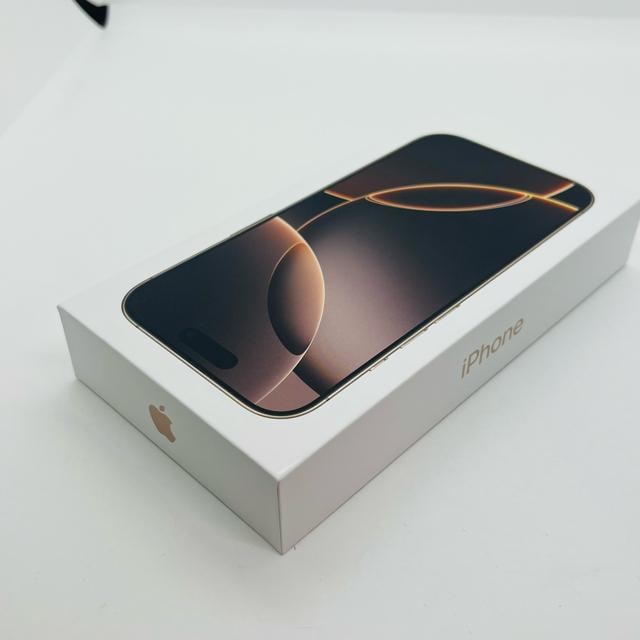 J@iPhone 16 Pro 256 GB SIMt[@fU[g@{  Ɠd/AV 