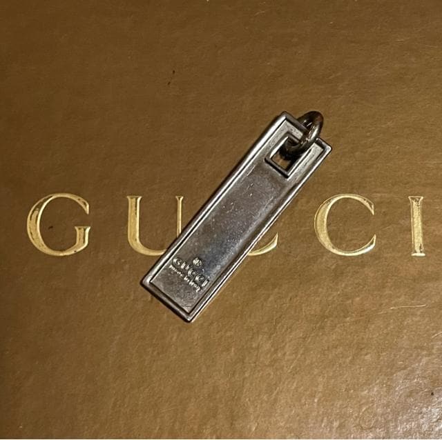 1X^ lCGUCCI Vo[@v[g`[   uh 
