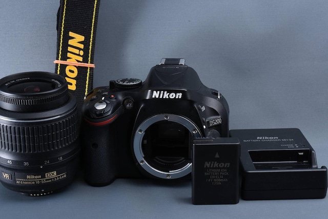 i Nikon D5200 U␳tYZbg   Ɠd/AV 