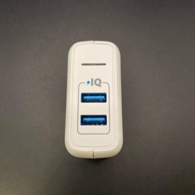 Anker AJ[ PowerPort 2 Elite USB}[d  Ɠd/AV 