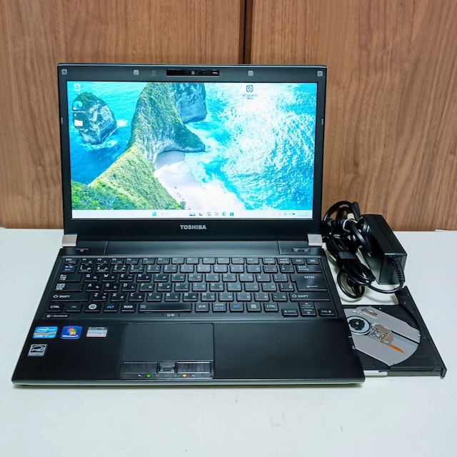 m[gp\R Windows11 Office2024 dynabook Corei7 SSD512GB 16GB DVD  PC{/Ӌ@ 
