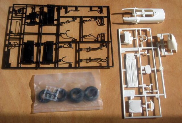 nZK@1/24@z_F1 RA272E  zr[ 