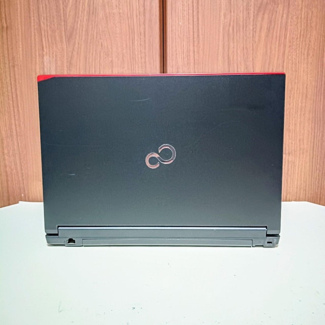 FUJITSU LIFEBOOK Corei7 8GB SSD256GB Windows11 Excel Word  PC{/Ӌ@ 