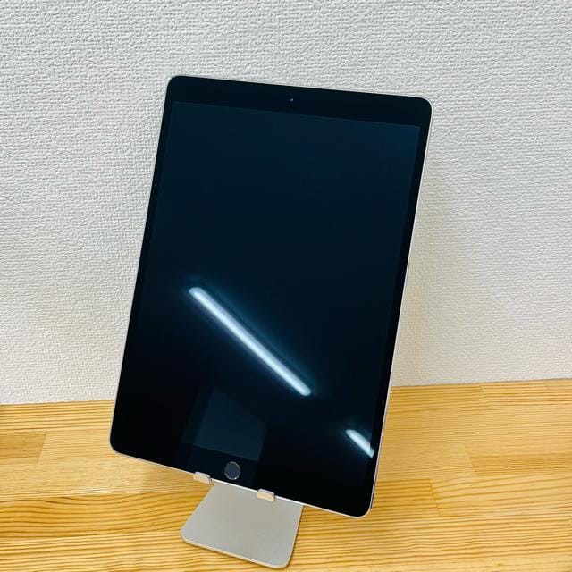 A 86% iPad Pro 10.5C` P 64 GB Wi-Fi  PC{/Ӌ@ 