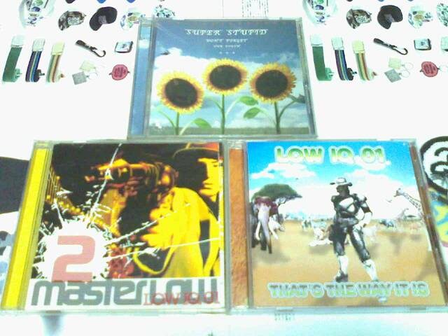 sLOW IQ 01 SUPER STUPIDtBZbg MASTER-LOW ~NX`[   CD/DVD/rfI 