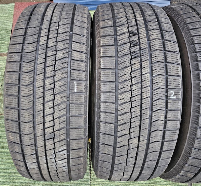 oaIN19 uaXg uUbN VRX2@17C`X^bhX^C225/55R17  97Q ^Ĉ4{Zb  /oCN