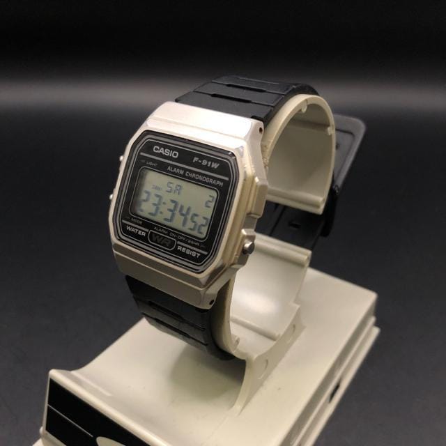  CASIO JVI fW^ rv F-91W   uh 