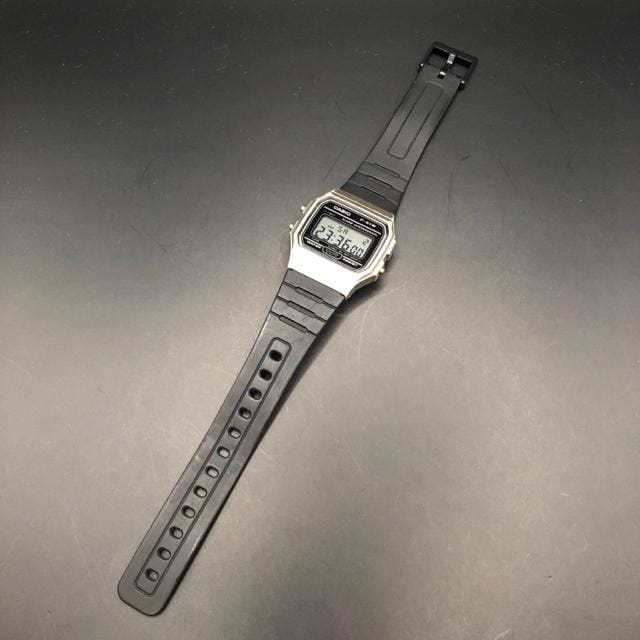  CASIO JVI fW^ rv F-91W  uh 