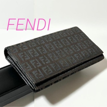 i FENDI tFfB YbL[m ܂蒷z LoX uE