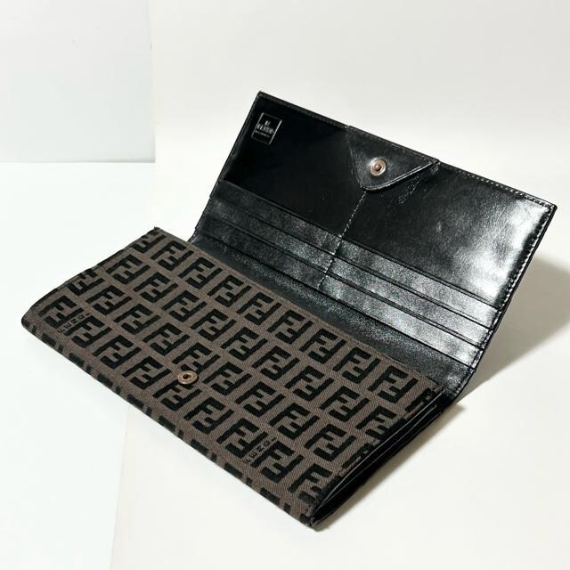 i FENDI tFfB YbL[m ܂蒷z LoX uE  uh 