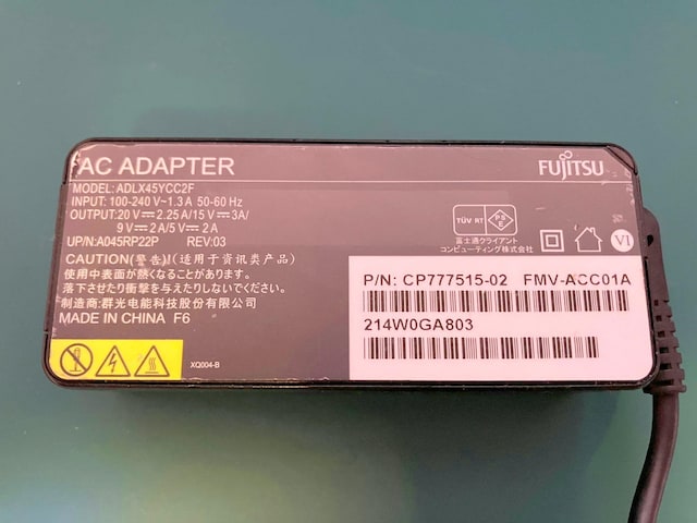 yzPCp[d xm FMV-ACC01A ACA_v^[ 45W  PC{/Ӌ@ 