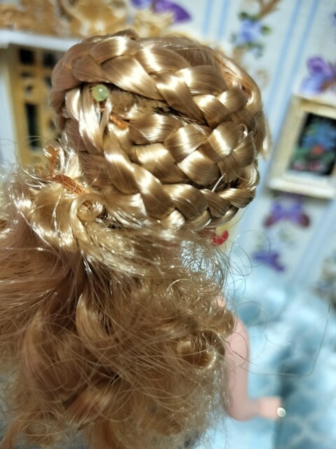 WFj[2̃Zbg