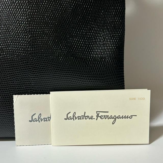 i Salvatore Ferragamo tFK @ V_[obO ^U[  uh 